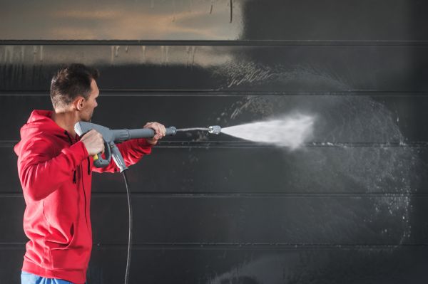Exterior Washing in Kenner