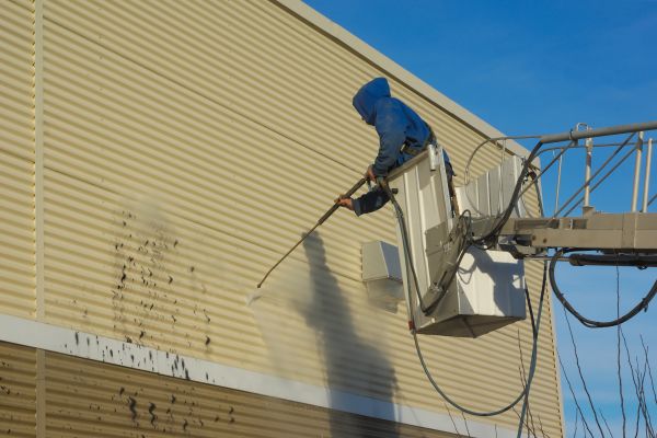 Cladding Cleaning in Kenner