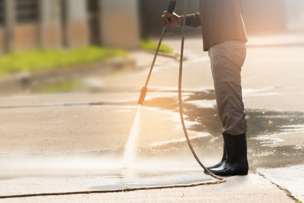 Residential Concrete Cleaning in Kenner