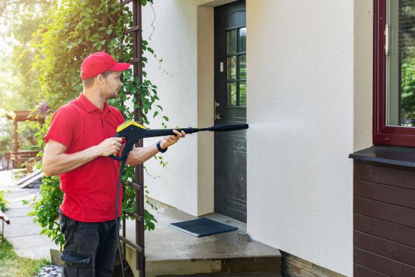 Building Exterior Cleaning in Kenner