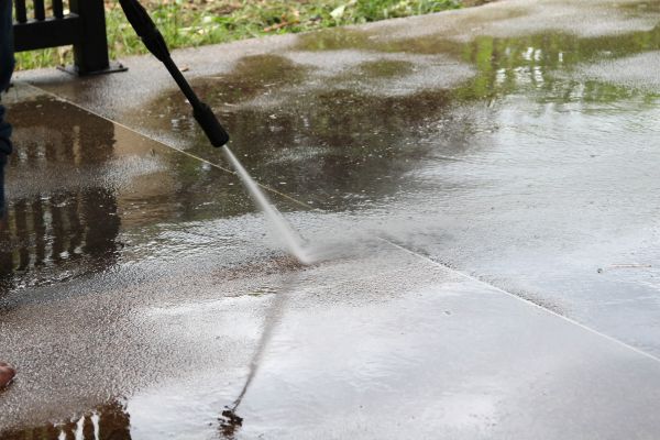 Concrete Deck Cleaning in Kenner