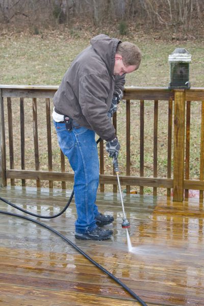 Balcony Power Washing in Kenner