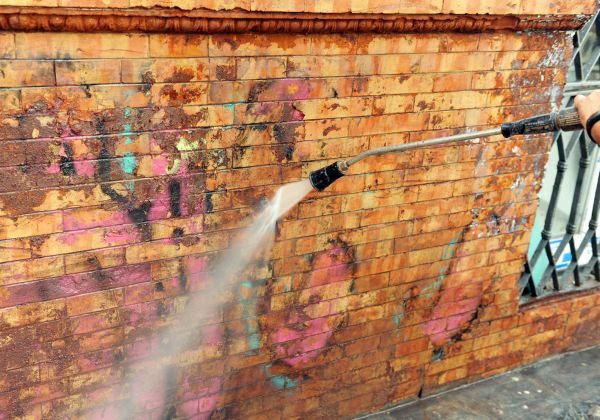 Brick Graffiti Cleaning in Kenner